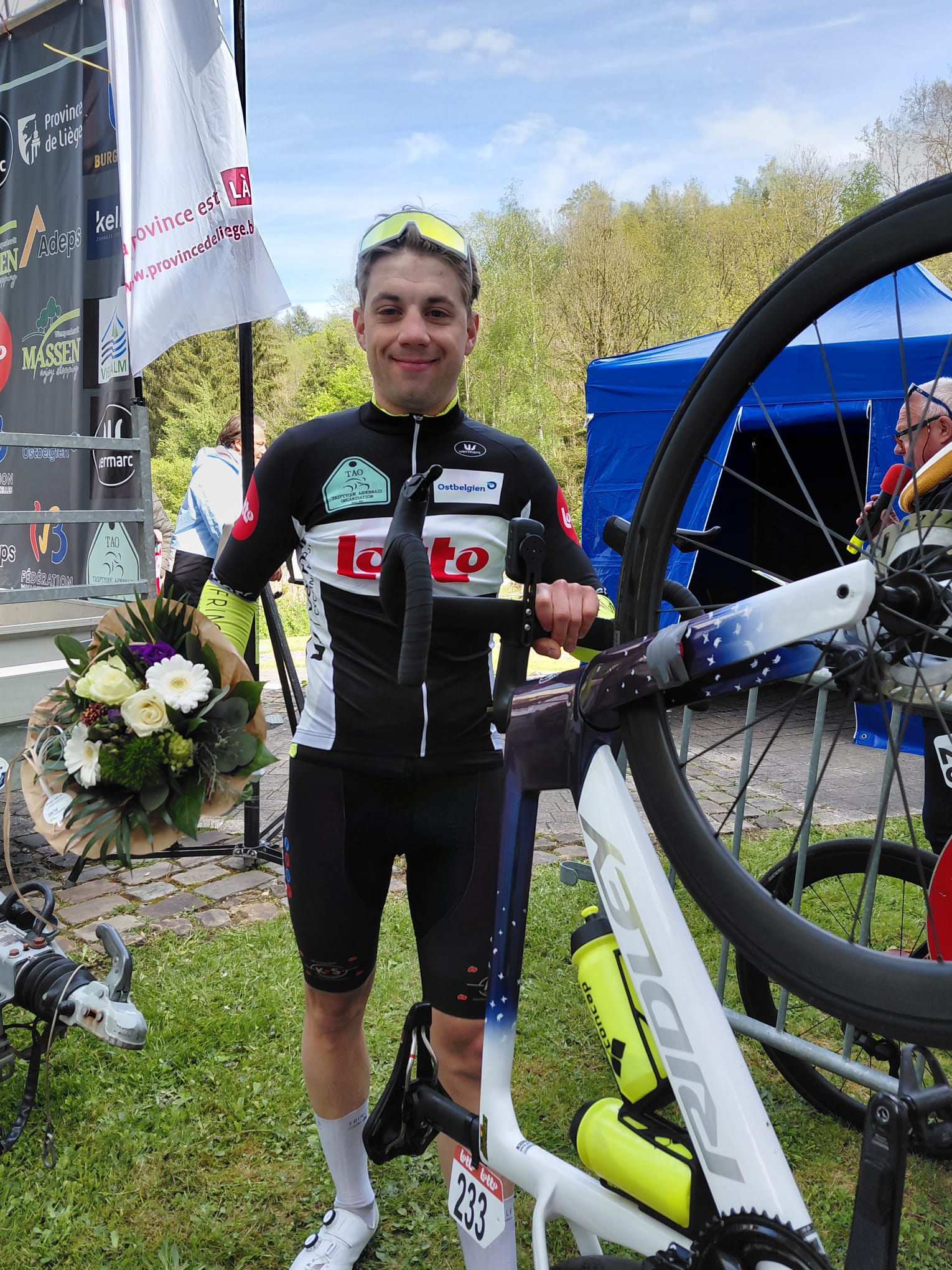 Ronde van Zandhoven start